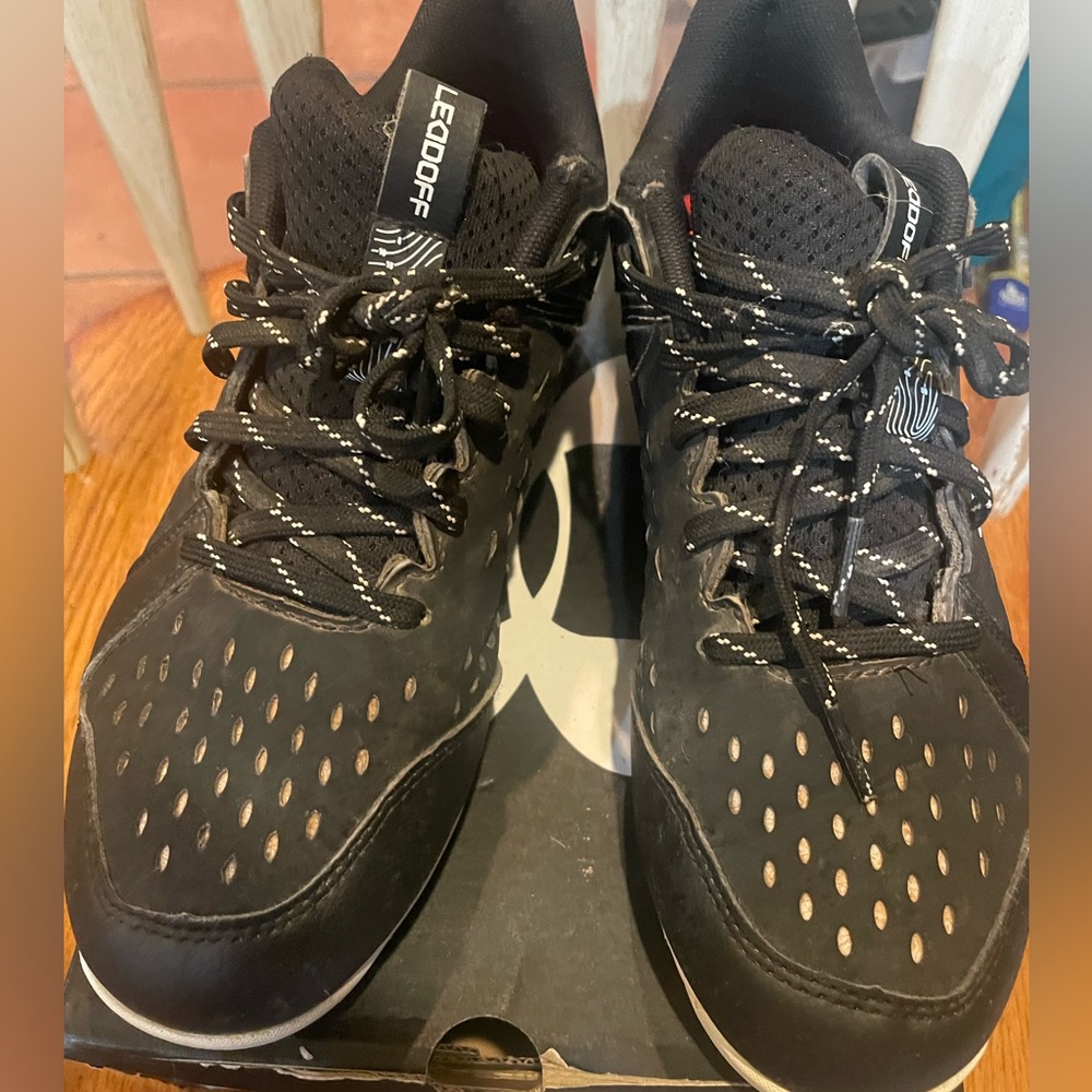 Under Armor  Boys 6Y